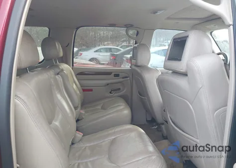 2004 Cadillac Escalade Esv Standard z USA, uszkodzony, nr VIN 3GYFK66N44G263162